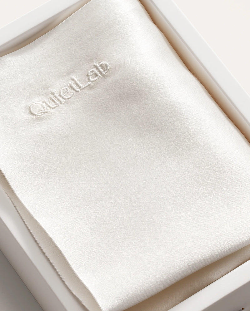 QuietLab® Silk Pillowcase